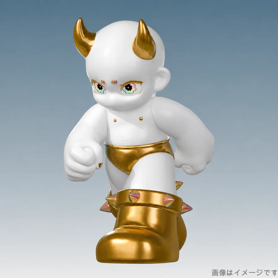 ゴールドと白のカラーの小鬼